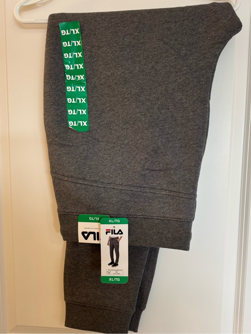 Fila Men’s Gray Sweatpants with Green Tags - XL (29.5” inseam)